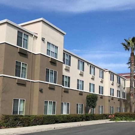 Holiday Inn Express & Suites Tracy By Ihg Exterior foto